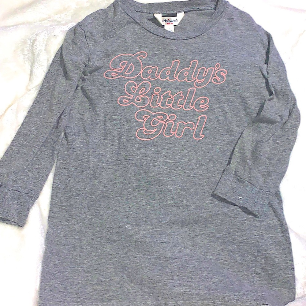 Gray elbow length shirt with daddy’s little girl on front